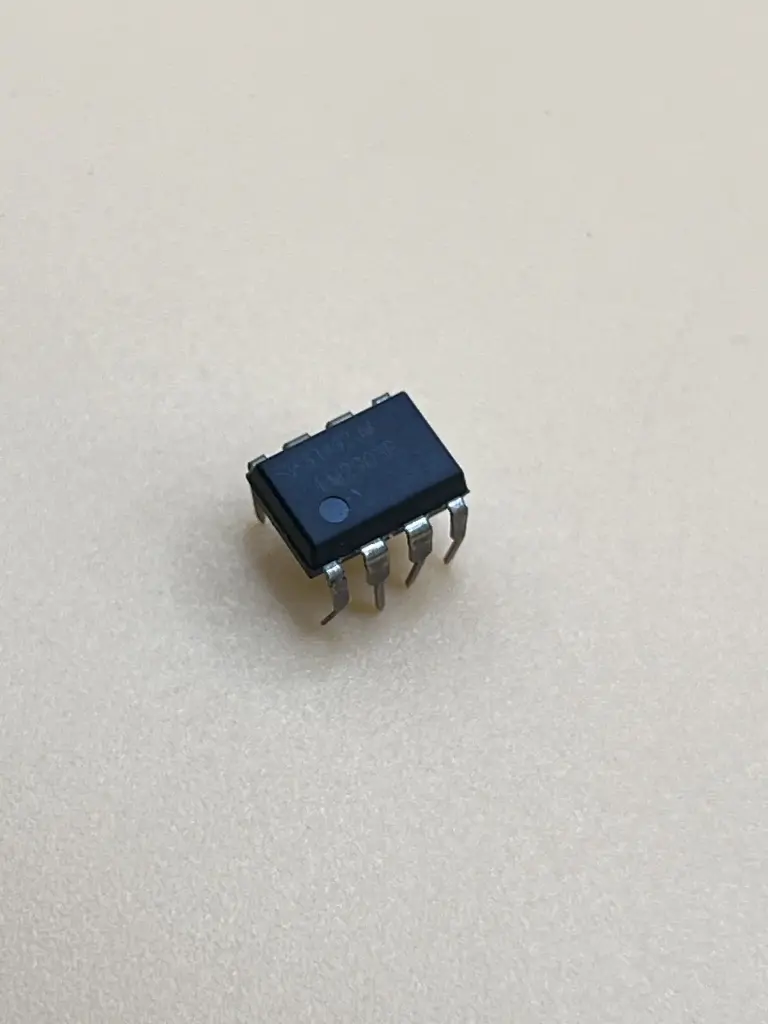 LM2903