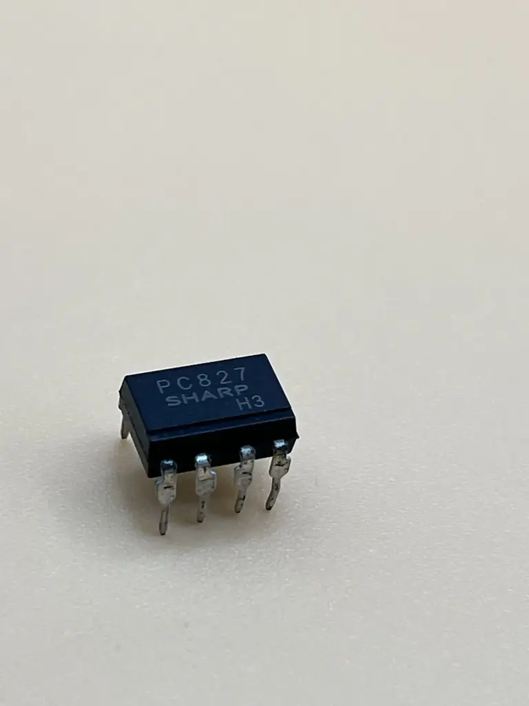 PC827 optocoupler